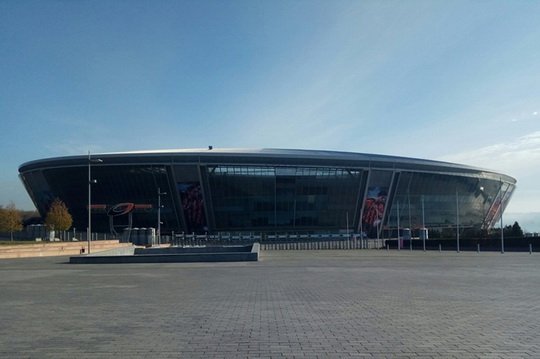 Как выглядит лучший украинский стадион, захваченный боевиками – Донбасс-Арена. Фото