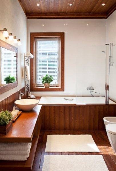 Як оздобити ванну кімнату за допомогою деревини