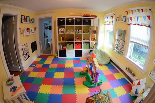 Как выбрать напольное покрытие для детской комнаты