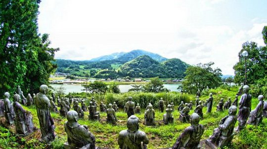 Тайна японского парка скульптур. Фото