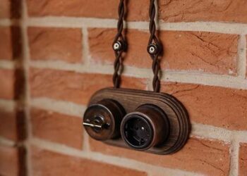 Ретро-проводка: особенности и монтаж. Фото и видео