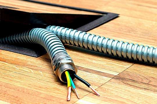 Как правильно подобрать металлорукав для электрического кабеля. Видео